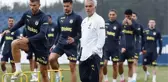Fenerbahçe'de neler oluyor? Jose Mourinho 6 futbolcuya kapıyı gösterdi bile