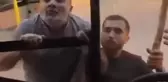 Baba ve oğul belediye otobüsü şoförüne saldırdı