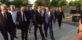 CHP Genel Başkanı Özgür Özel, Kıbrıs Barış Harekatı'nın 50. yıl dönümünde anıt mezarları ziyaret etti