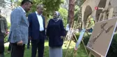 Amasya'da çocuklar cami bahçesinde kitap okudu