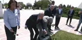 Kılıçdaroğlu, Kıbrıs Barış Harekatı'nın 50. yıl dönümünde Ecevit'i ziyaret etti