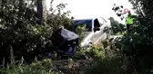 Bursa'da Mercedes ağaca çarptı: 2 yaralı