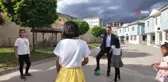 Vali Karaömeroğlu, çocuk evlerinde kalan çocukları ziyaret etti