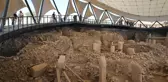 Göbeklitepe ve Karahantepe'de ortaya çıkan eserler tarihe yeni yorumlar getirebilir