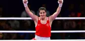 Son olimpiyat şampiyonu milli boksör Busenaz Sürmeneli, Paris'te çeyrek finale yükseldi