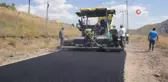 Hakkari'de köy yollarının ulaşım konforu artırılıyor