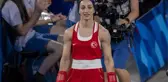 Milli boksör Buse Naz Çakıroğlu, Paris Olimpiyatları'nda finale kaldı
