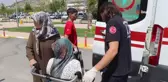 Başıboş köpeklerin saldırısına uğrayıp yaralanan kadın dehşet anlarını anlattı