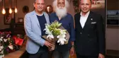 CHP Genel Başkanı Özel, sanatçı Suavi'yi ziyaret etti