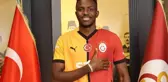 Okan Buruk kararını verdi! Osimhen'in kimi keseceği belli oldu
