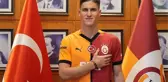 Galatasaray'ın yeni transferi Roland Sallai, sahaya çıkmadan tarihe geçti