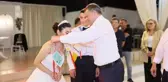 Ne çeyrek ne de gram! Belediye başkanının yeni evli çifte hediyesi düğüne damga vurdu