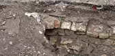 Depremde yıkılan yerlere temel atma sırasında tarihi tünel bulundu