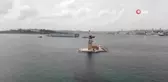 İstanbul Boğazı'nda Yüzer Havuz Geçişi