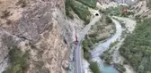 Tunceli-Erzincan Karayoluna Çelik Ağ Çekiliyor