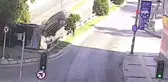İzmir'de köprülü kavşaktan düşen araçta 3 ölü, 2 yaralı
