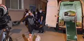 Eskişehir'de çöp ev vakası: Ceset koku nedeniyle zor çıkarıldı