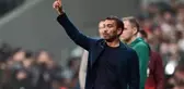 Van Bronckhorst'tan Beşiktaş taraftarına zehir zemberek sözler