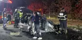 İş makinesine çarparak alev alan otomobildeki 5 kişi feci şekilde can verdi