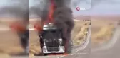 Diyarbakır'da Saman Yüklü Tır Yangını