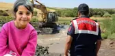 Jandarma, Narin'i bulmak için üfürükçüye gitmiş
