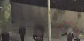 Batman'da Yasaklı Eyleme Yaşlı Kadın Müdahale Ediyor