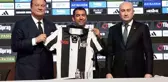 Giovanni van Bronckhorst Beşiktaş'tan ayrılıyor mu? Hasan Arat'tan tartışmaları bitirecek sözler