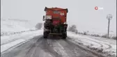 Ardahan'da Kar ve Buzlanma Sebebiyle Araçlar Mahsur Kaldı