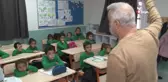 Fedakar Öğretmenlere Öğrencilerden Sürpriz Kutlama