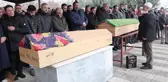 Otobüs Kazasında Hayatını Kaybeden Genç Çift Yan Yana Defnedildi