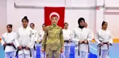 Siirt'te Kadına Yönelik Şiddetle Mücadele Etkinlikleri Devam Ediyor