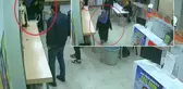 Şans oyunu oynayan eşini basan kadın etrafa zarar verdi