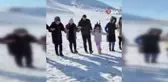 Elazığ'da Kar Üzerinde Halay Çekildi