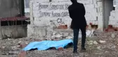 Boş arazide ağzında cerrahi maske olan ceset bulundu
