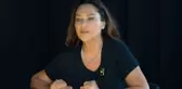 Hülya Avşar'ı sinirlendiren soru! 