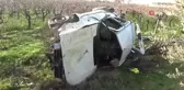 Manisa'da Takla Atan Otomobil Tarlaya Düştü: 2 Yaralı