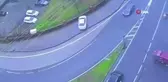 Vurulduktan sonra hastaneye giderken kaza yaptı... O anlar kamerada