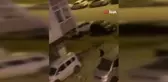 Park Halindeki Araca Saldırı: Kaldırım Taşı Fırlattı
