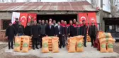 Oltu'da Afetzede Çiftçilere Gübre Desteği Dağıtıldı
