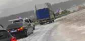 Antalya'da şiddetli yağış ulaşımı felç etti