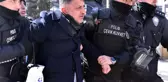 Van'da izinsiz yürüyüşe polis müdahalesi: 172 gözaltı