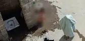 Çırılçıplak dama çıkardıkları çocuğu hortumla dövdüler