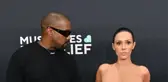 Ünlü sanatçı Kanye West kripto dünyasını Swasticoin ile karıştırdı
