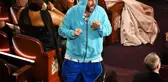Adam Sandler'ın Oscar stili gündem oldu: Adam ne giyiyorsun?