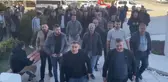 Öğrenci indirimine karşı çıkan dolmuşçular meclisi bastı
