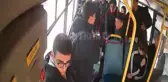 Okul çıkışında iki lise öğrencisi birbirini bıçakladı, imdadına otobüs şoförü yetişti