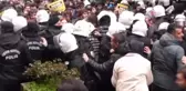 İstanbul Üniversitesi'nde İmamoğlu protestosu! Polisle arbede yaşandı