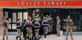 Sahte haritalar, heykeller ve papazla köylülerin neyi var neyi yok çaldılar
