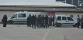 Karısını 15 bıçak darbesiyle katletti