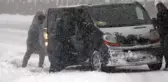 İstanbul sınırında kar esareti! Mahsur kalan sürücülerin imdadına ekipler yetişti